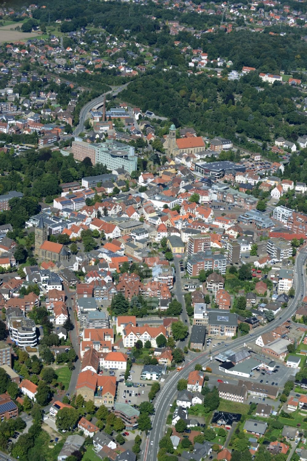 Luftaufnahme Ibbenbüren - Stadtansicht vom Zentrum der Stadt Ibbenbüren im Bundesland Nordrhein-Westfalen NRW