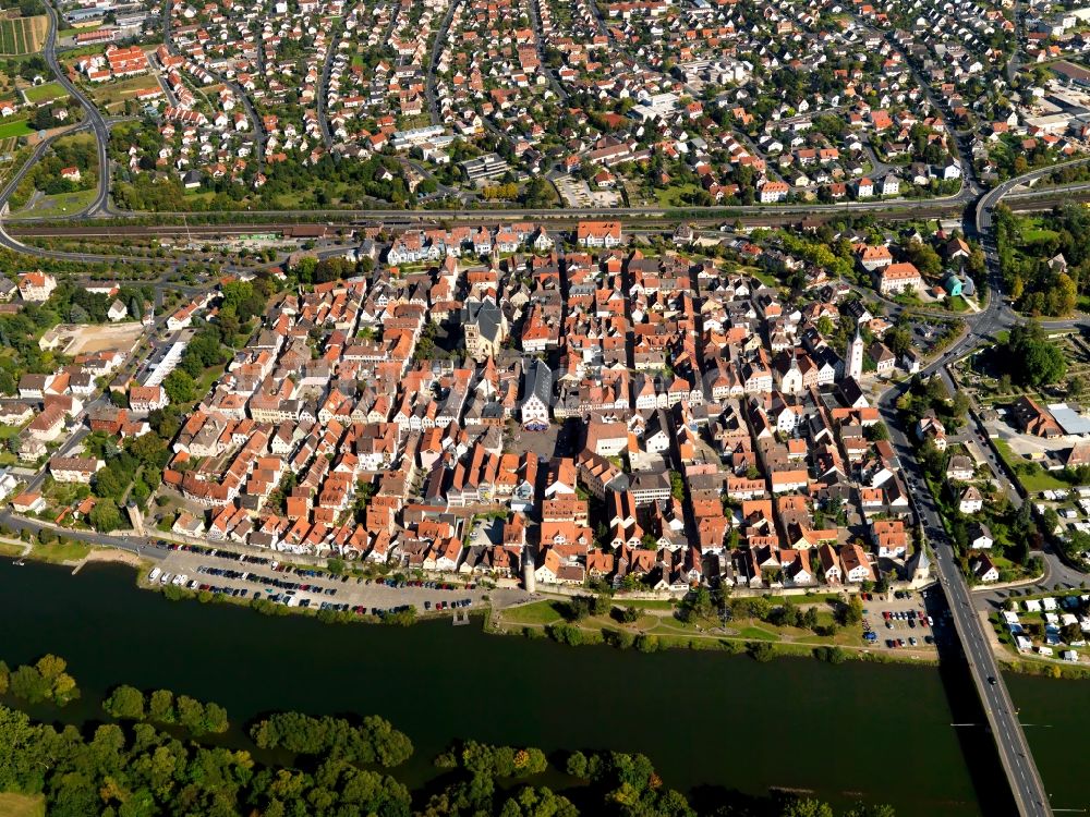 Luftbild Karlstadt - Stadtansicht vom Zentrum der Stadt Karlstadt im Bundesland Bayern