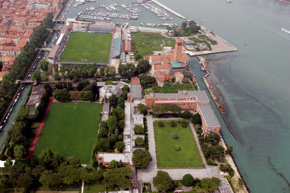 Luftbild Venedig - Stadtbezirk Castello und Isola Elena Venedig