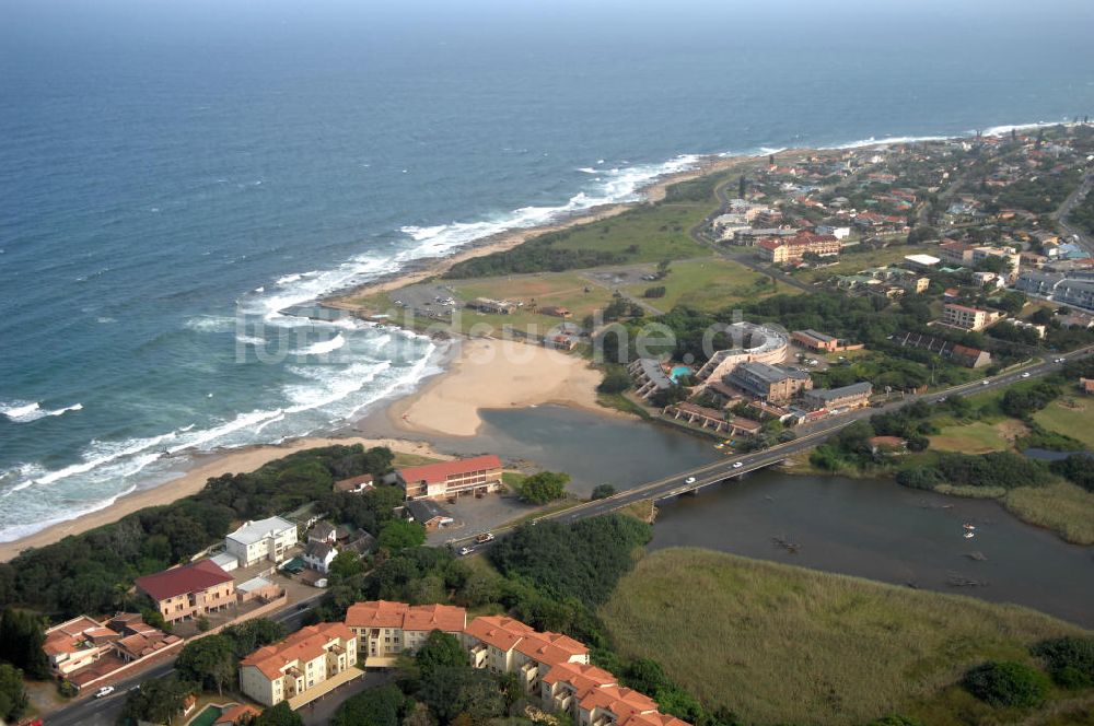 UVONGO von oben - Stadtbild von Uvongo und das St. Micheal's Sands Hotel & Timeshare Resort