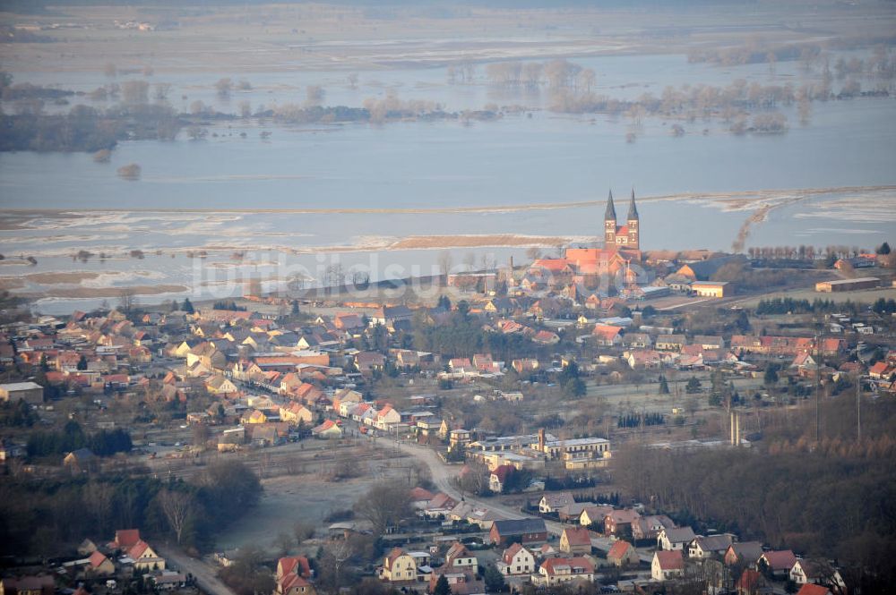 Luftbild JERICHOW - Stadtblick über Jerichow in Sachsen-Anhalt