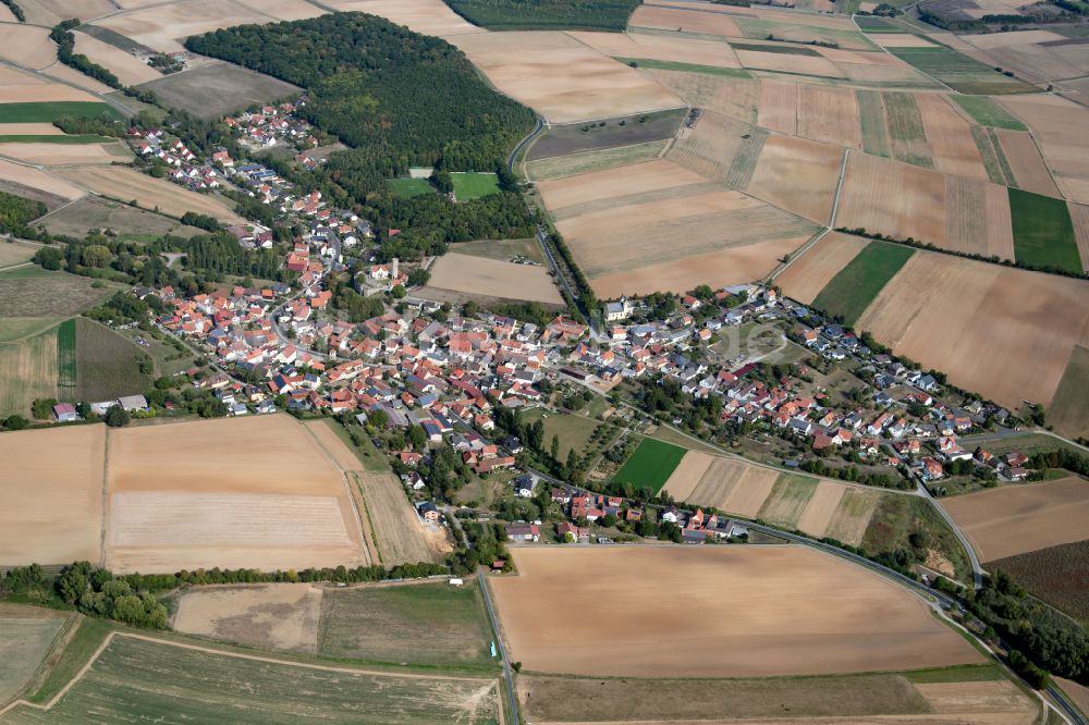 Büchold aus der Vogelperspektive: Stadtgebiet inmitten der Landwirtschaft in Büchold im Bundesland Bayern, Deutschland