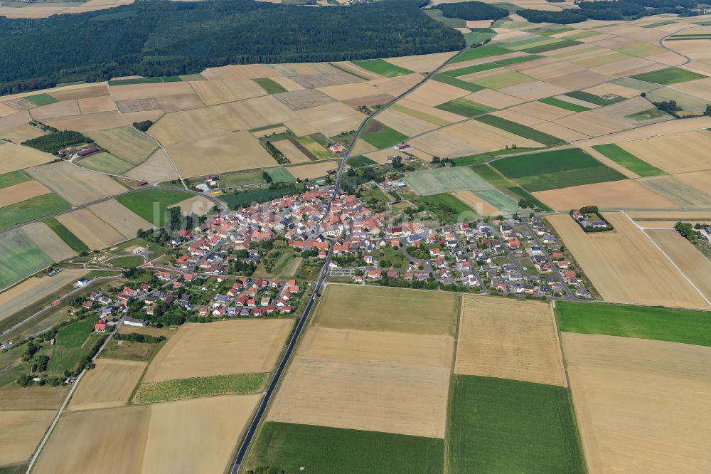 Luftaufnahme Gramschatz - Stadtgebiet inmitten der Landwirtschaft in Gramschatz im Bundesland Bayern, Deutschland