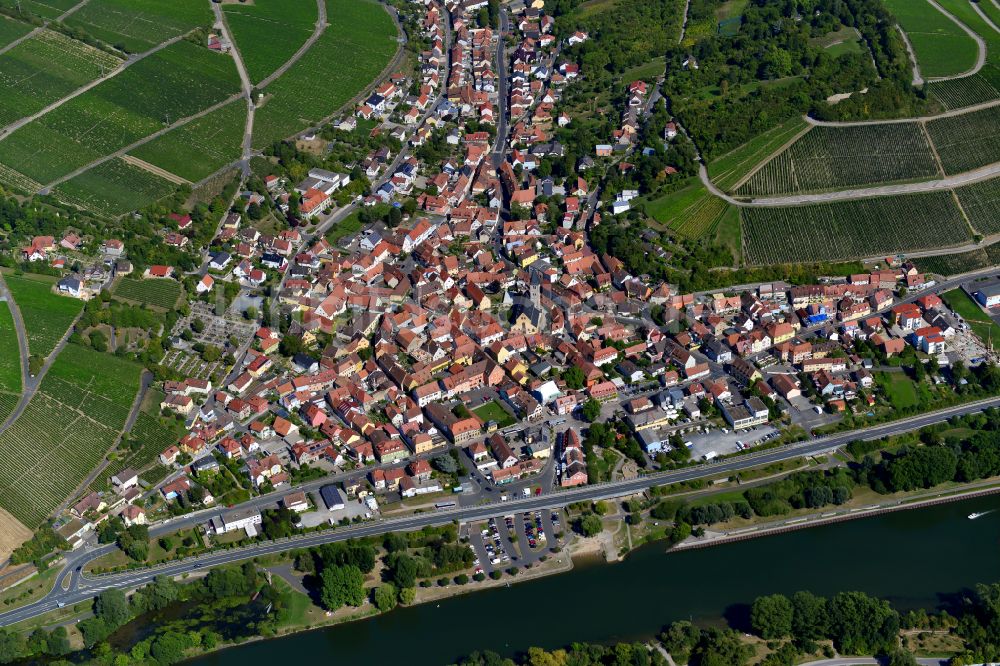Luftaufnahme Heidingsfeld - Stadtgebiet inmitten der Landwirtschaft in Heidingsfeld im Bundesland Bayern, Deutschland
