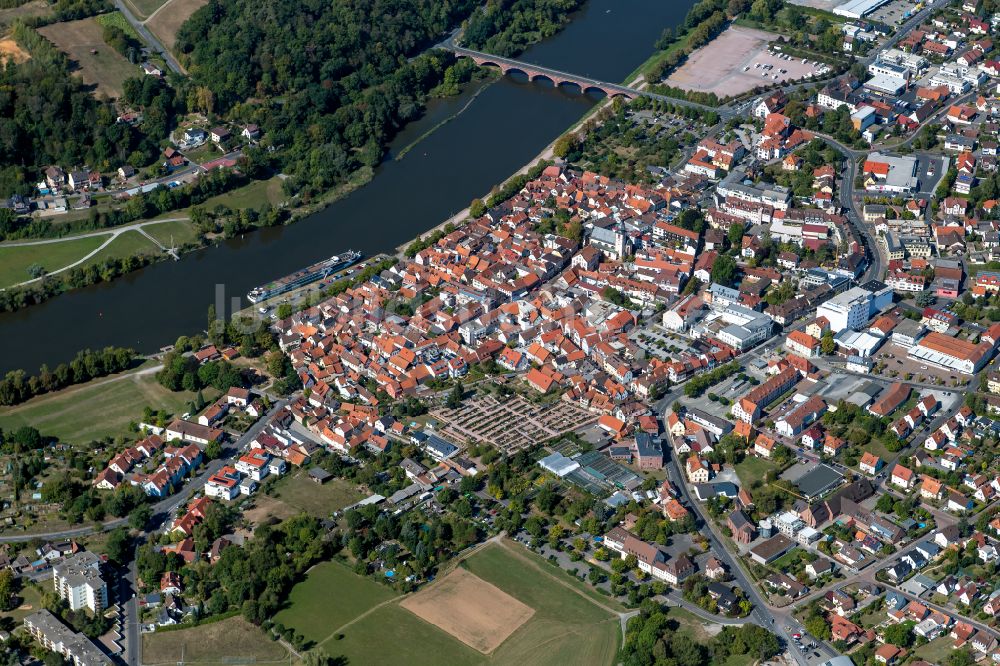 Luftbild Marktheidenfeld - Stadtgebiet inmitten der Landwirtschaft in Marktheidenfeld im Bundesland Bayern, Deutschland