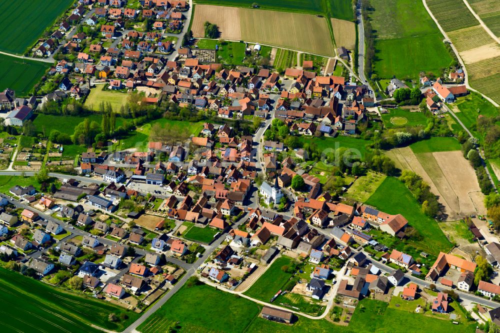 Luftbild Obervolkach - Stadtgebiet inmitten der Landwirtschaft in Obervolkach im Bundesland Bayern, Deutschland