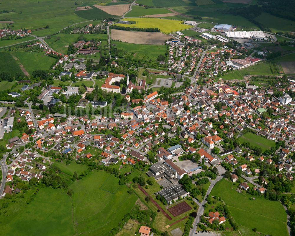 Otterswang von oben - Stadtgebiet inmitten der Landwirtschaft in Otterswang im Bundesland Baden-Württemberg, Deutschland