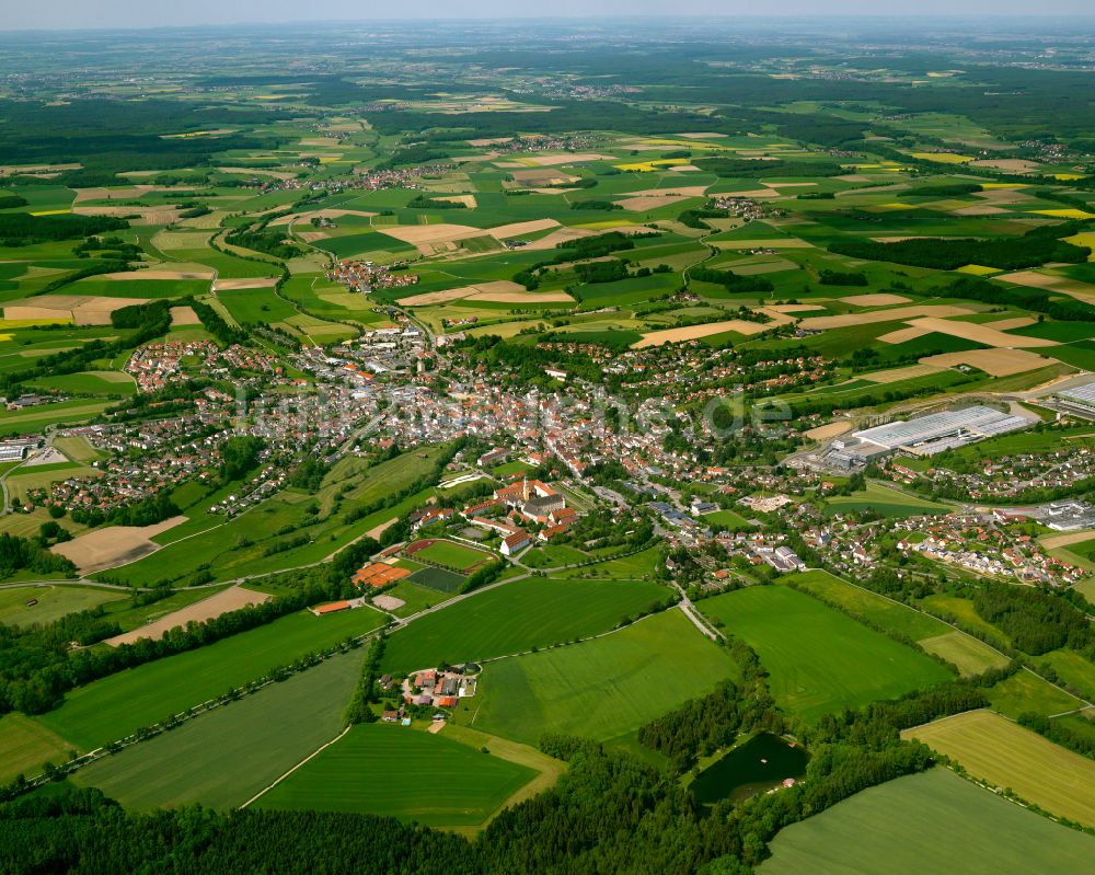Luftaufnahme Reinstetten - Stadtgebiet inmitten der Landwirtschaft in Reinstetten im Bundesland Baden-Württemberg, Deutschland