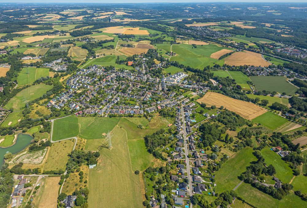 Luftaufnahme Selbeck - Stadtgebiet inmitten der Landwirtschaft in Selbeck im Bundesland Nordrhein-Westfalen, Deutschland