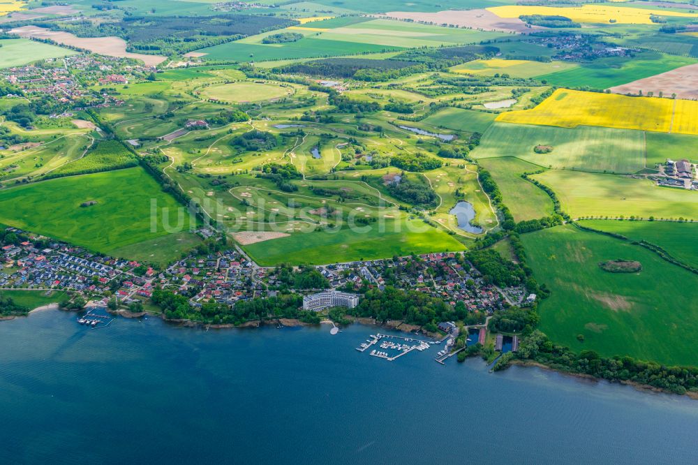 Luftaufnahme Göhren-Lebbin - Stadtrand und Außenbezirks- Wohngebiete in Göhren-Lebbin im Bundesland Mecklenburg-Vorpommern