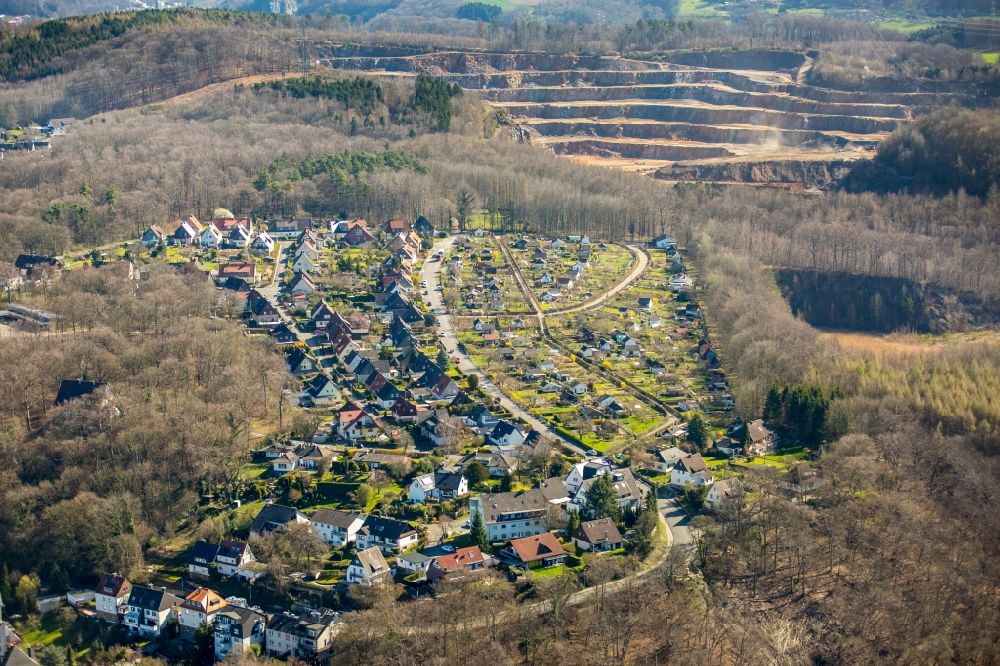 Hohenlimburg aus der Vogelperspektive: Stadtrand und Außenbezirks- Wohngebiete in Hohenlimburg im Bundesland Nordrhein-Westfalen