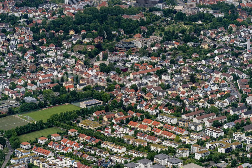 Reutlingen von oben - Stadtrand und Außenbezirks- Wohngebiete in Reutlingen im Bundesland Baden-Württemberg, Deutschland