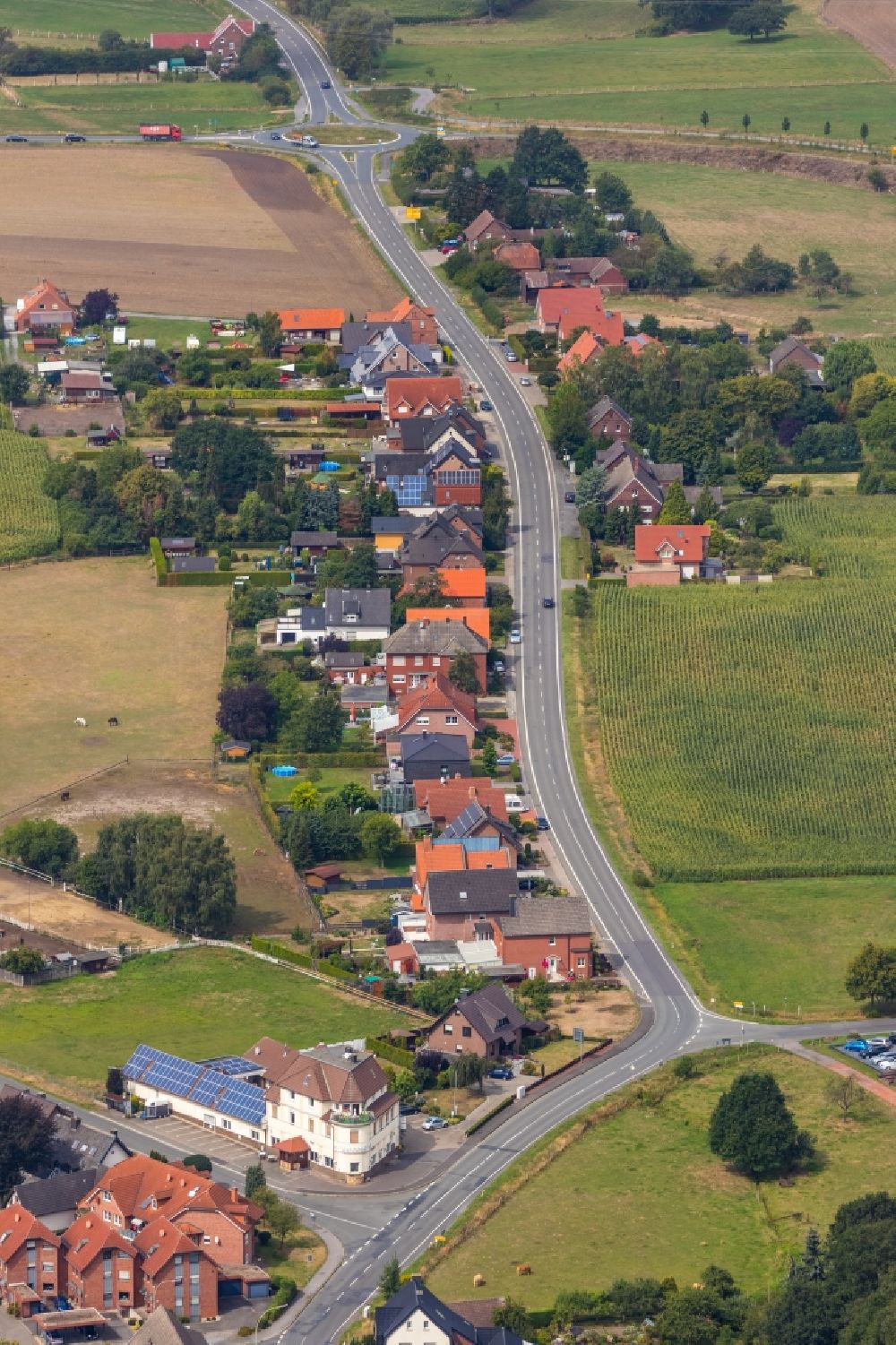 Luftaufnahme Werne - Stadtrand und Außenbezirks- Wohngebiete in Werne im Bundesland Nordrhein-Westfalen, Deutschland