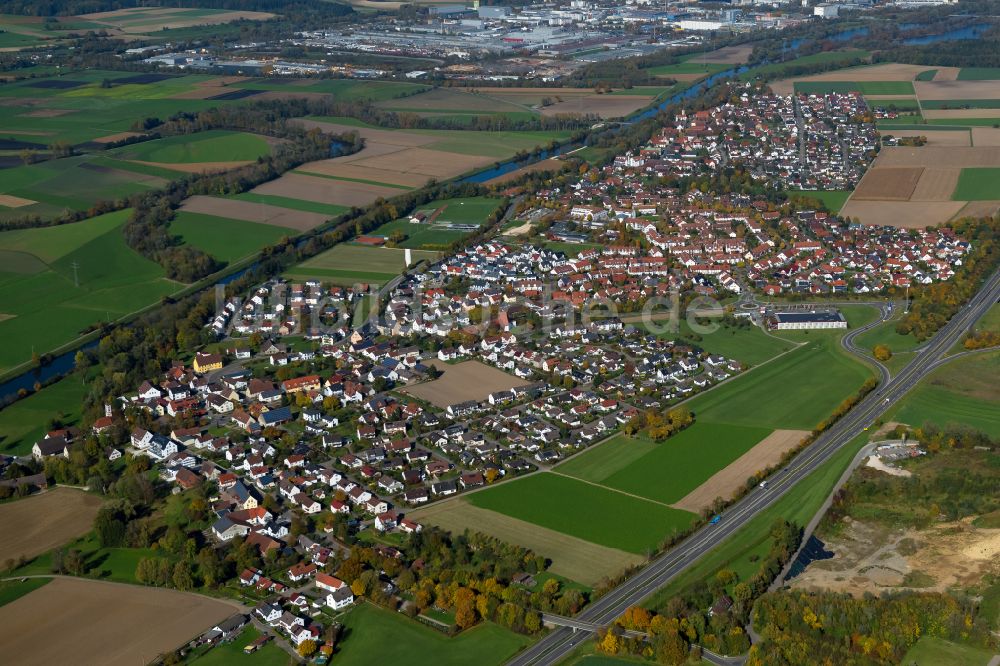 Donaustetten aus der Vogelperspektive: Stadtrand mit landwirtschaftlichen Feldern in Donaustetten im Bundesland Baden-Württemberg, Deutschland