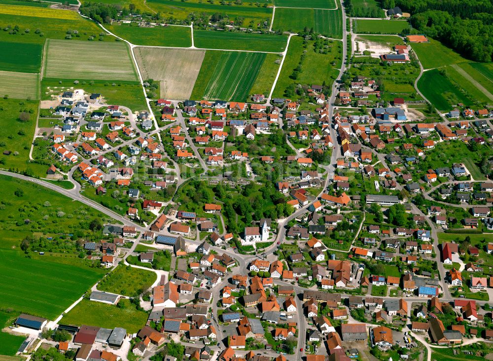 Luftbild Erbach - Stadtrand mit landwirtschaftlichen Feldern in Erbach im Bundesland Baden-Württemberg, Deutschland