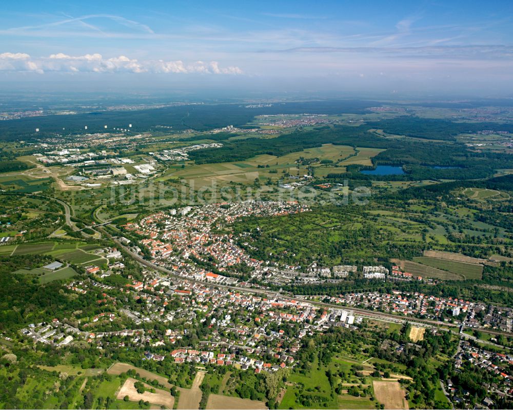 Luftbild Grötzingen - Stadtrand mit landwirtschaftlichen Feldern in Grötzingen im Bundesland Baden-Württemberg, Deutschland