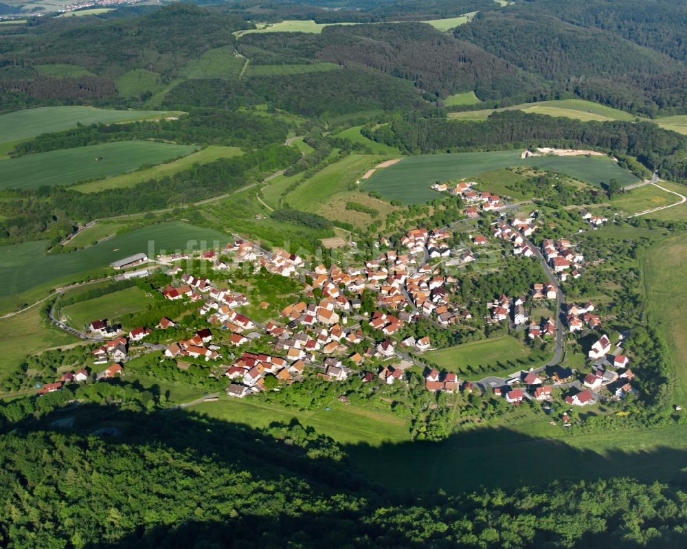 Luftaufnahme Kella - Stadtrand mit landwirtschaftlichen Feldern in Kella im Bundesland Thüringen, Deutschland