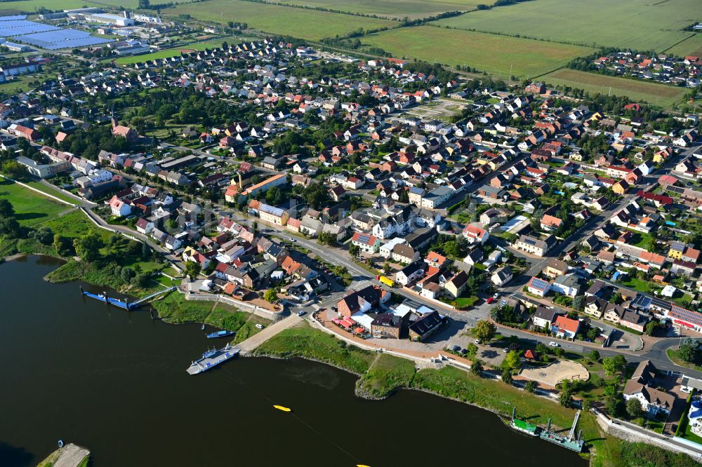 Luftbild Leetza - Stadtrand mit landwirtschaftlichen Feldern in Leetza im Bundesland Sachsen-Anhalt, Deutschland