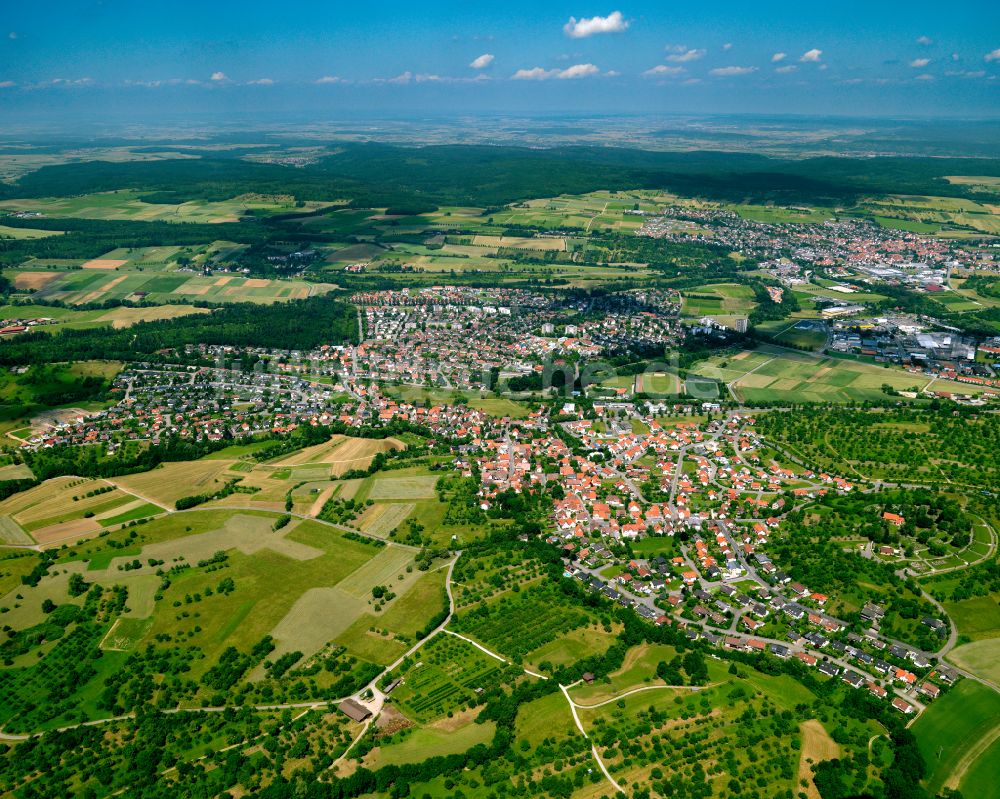 Luftaufnahme Mössingen - Stadtrand mit landwirtschaftlichen Feldern in Mössingen im Bundesland Baden-Württemberg, Deutschland