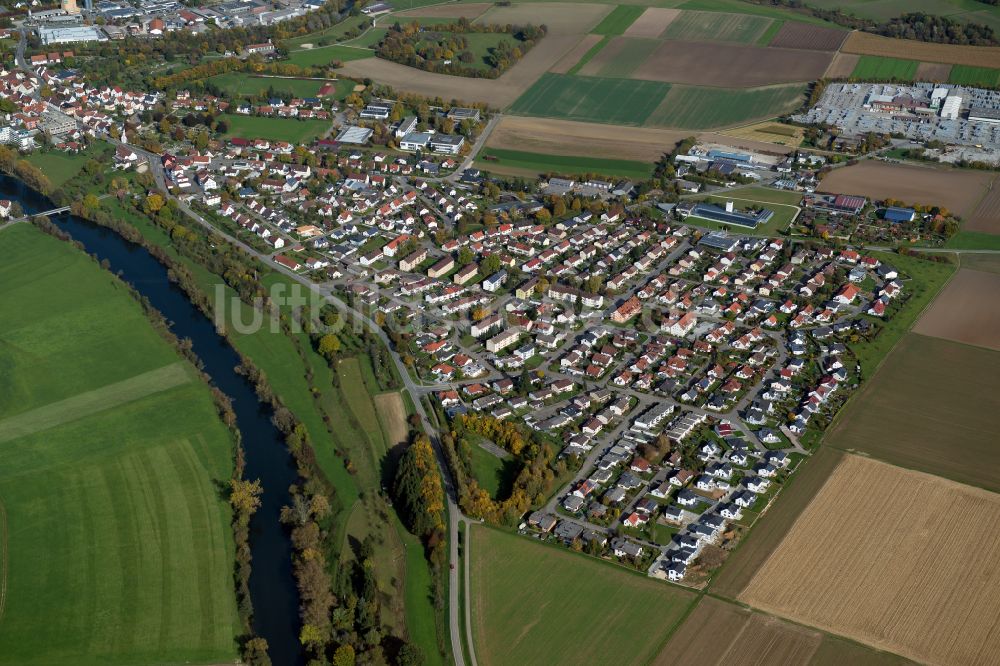 Luftbild Munderkingen - Stadtrand mit landwirtschaftlichen Feldern in Munderkingen im Bundesland Baden-Württemberg, Deutschland