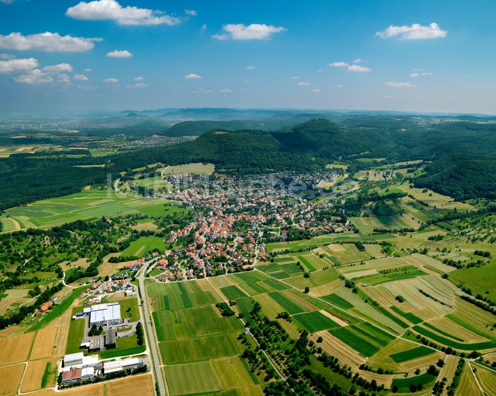 Luftbild Öschingen - Stadtrand mit landwirtschaftlichen Feldern in Öschingen im Bundesland Baden-Württemberg, Deutschland