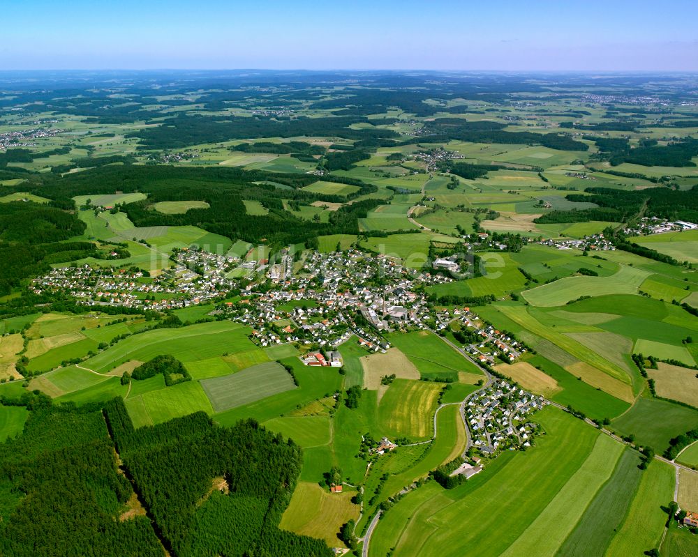 Luftbild Siedlung a.d.Gundlitzer-Straße - Stadtrand mit landwirtschaftlichen Feldern in Siedlung a.d.Gundlitzer-Straße im Bundesland Bayern, Deutschland