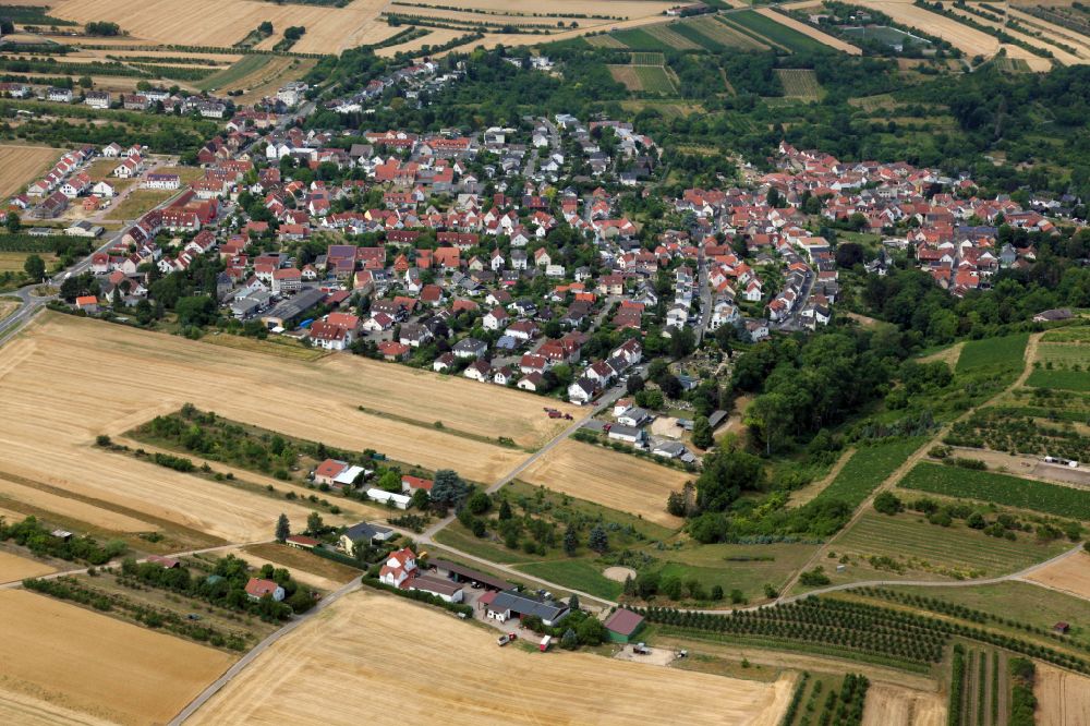 Luftbild Wackernheim - Stadtrand mit landwirtschaftlichen Feldern des Stadtteils Ingelheim - Wackernheim in Wackernheim im Bundesland Rheinland-Pfalz, Deutschland