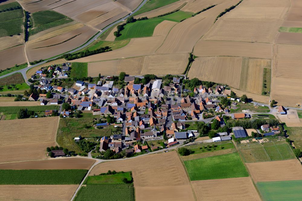 Zeubelried von oben - Stadtrand mit landwirtschaftlichen Feldern in Zeubelried im Bundesland Bayern, Deutschland
