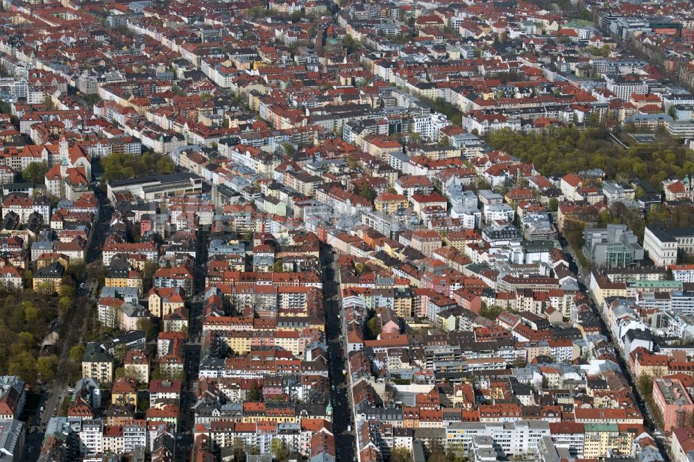 Luftbild München - Stadtteil- Ansicht mit Blick aus der Maxvorstadt nach Schwabing in München im Bundesland Bayern, Deutschland