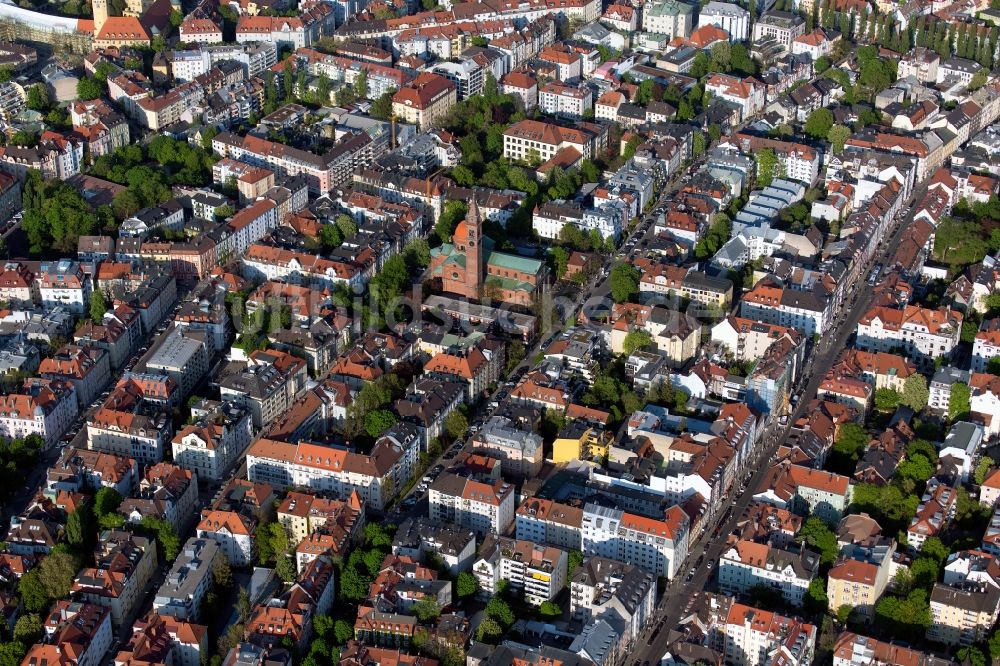 Luftaufnahme München - Stadtteil- Ansicht mit Blick aus der Maxvorstadt nach Schwabing in München im Bundesland Bayern, Deutschland