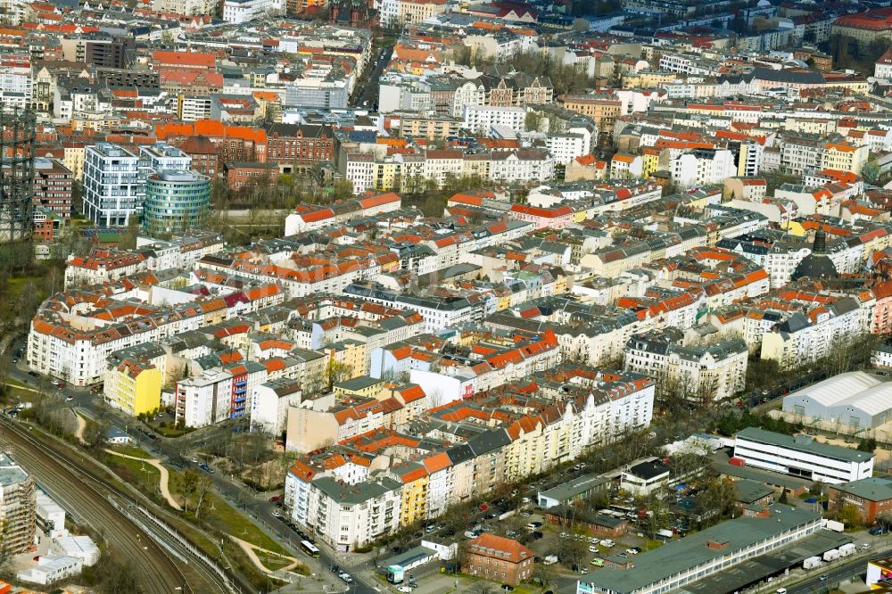 Luftaufnahme Berlin - Stadtteil -Ansicht im Stadtgebiet im Ortsteil Schöneberg von Berlin, Deutschland