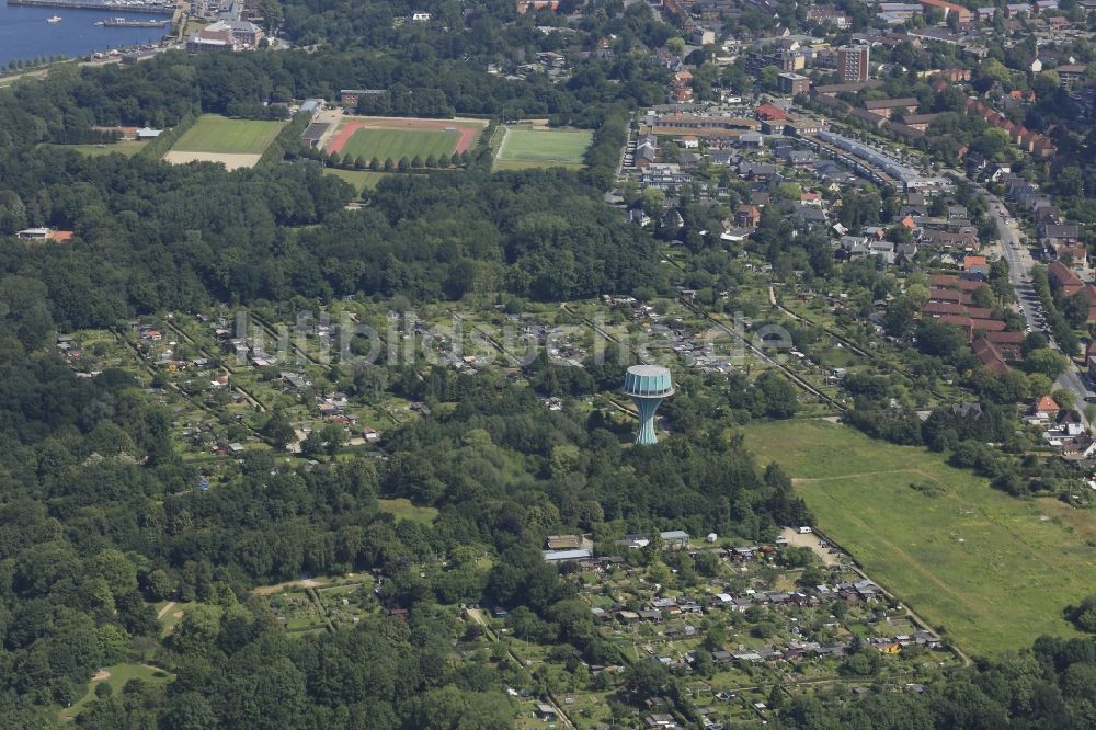 Luftbild Flensburg - Stadtteil Fruerlund mit Wasserturm und Stadion in Flensburg im Bundesland Schleswig-Holstein