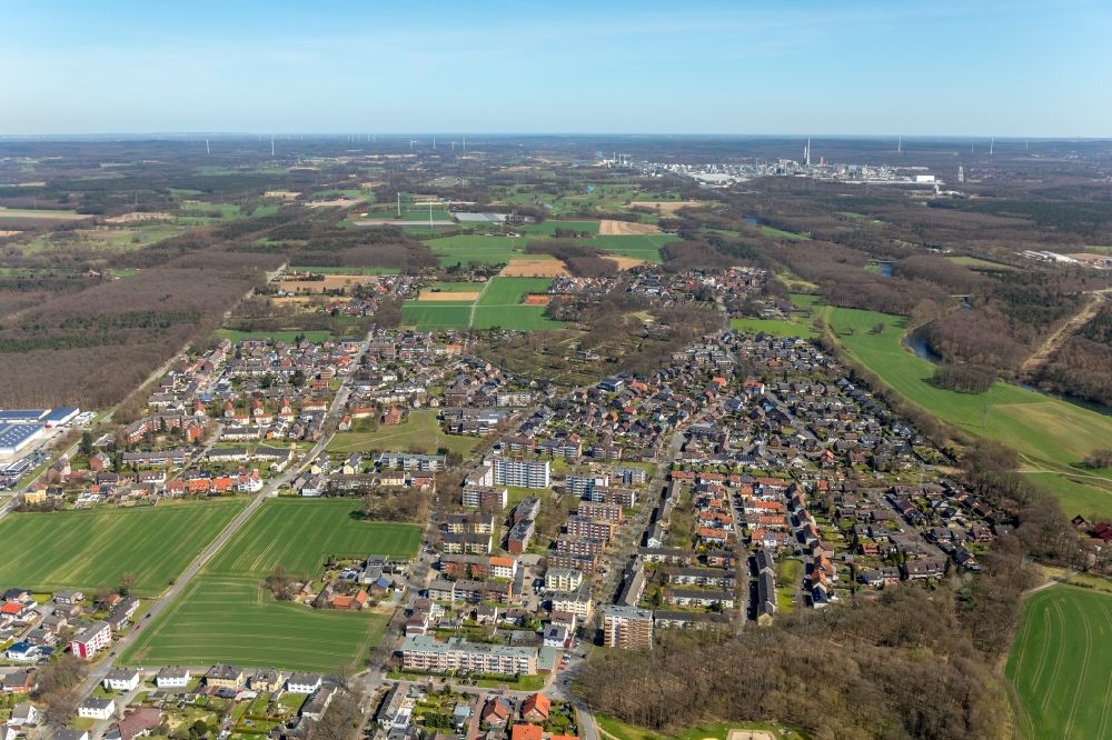 Luftbild Dorsten - Stadtteil Hervest im Stadtgebiet in Dorsten im Bundesland Nordrhein-Westfalen, Deutschland