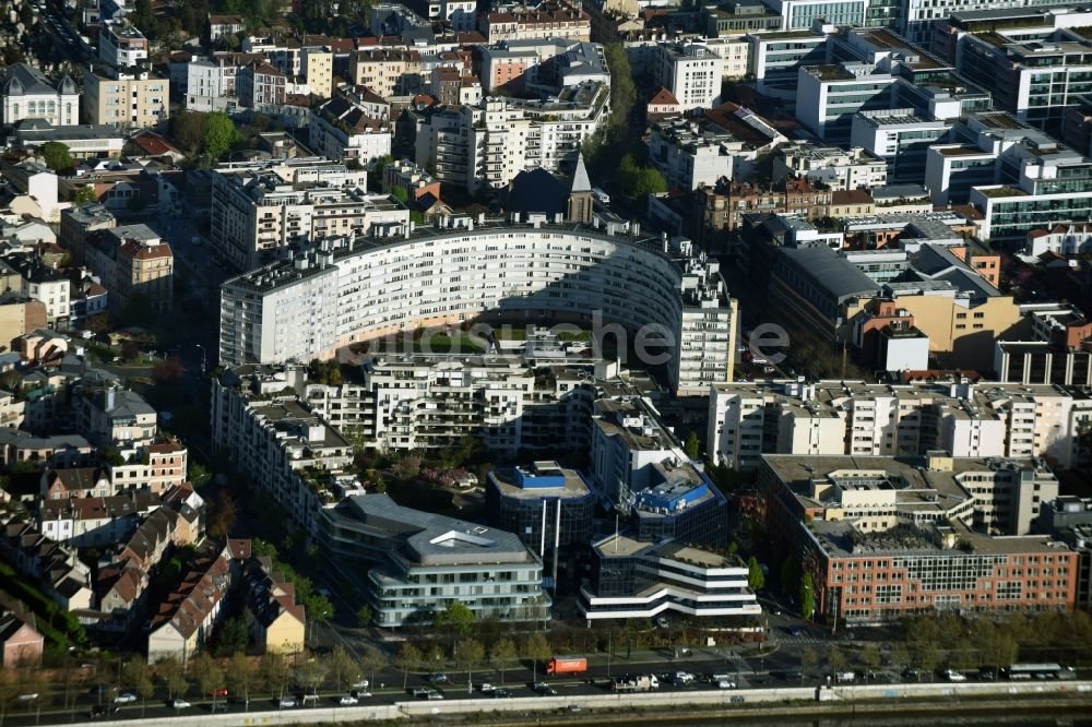 Luftbild Paris - Stadtteil Suresnes im Stadtgebiet in Paris in Ile-de-France, Frankreich