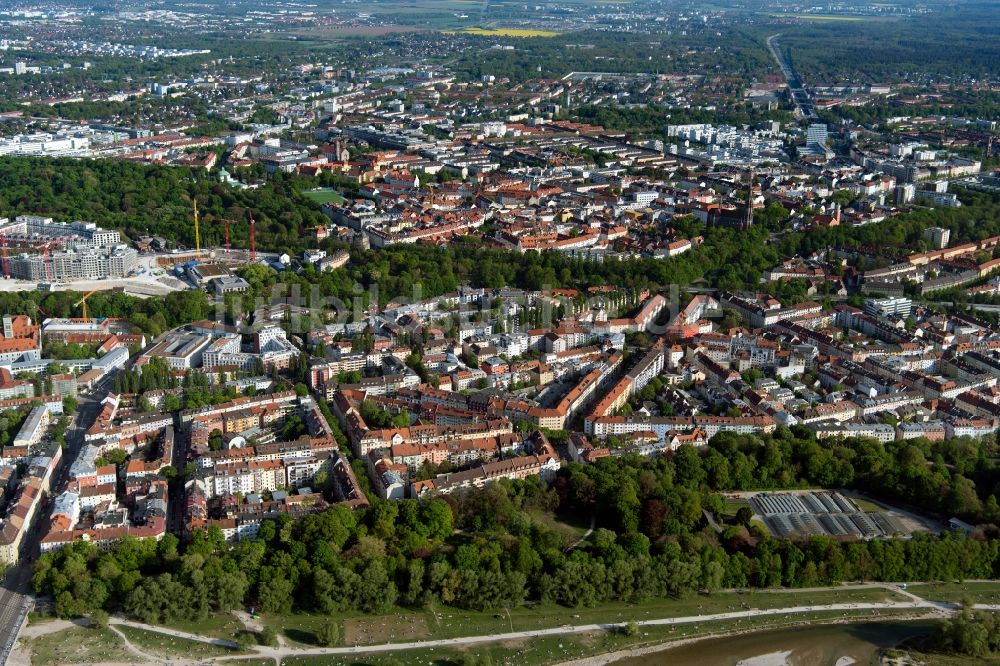 Luftaufnahme München - Stadtteilansicht mit Blick auf das Glockenbachviertel im Stadtteil Ludwigsvorstadt-Isarvorstadt in München im Bundesland Bayern, Deutschland