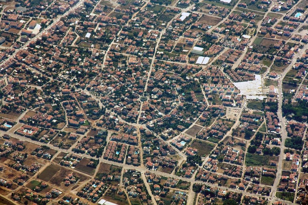 Luftaufnahme Fethiye - Stadtteilansicht von Fethiye in der Provinz Mugla in der Türkei
