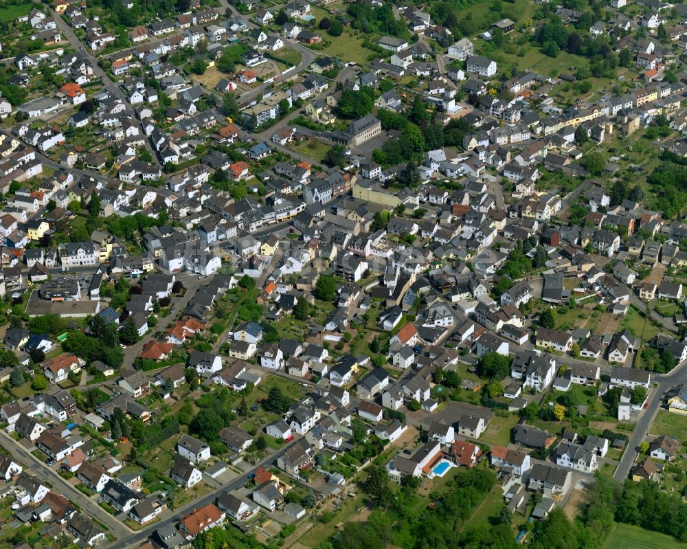 Neuwied von oben - Stadtteilansicht von Heimbach-Weis in Neuwied im Bundesland Rheinland-Pfalz