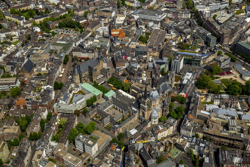 Luftbild Aachen - Stadtteilansicht der Innenstadt von Aachen im Bundesland Nordrhein-Westfalen
