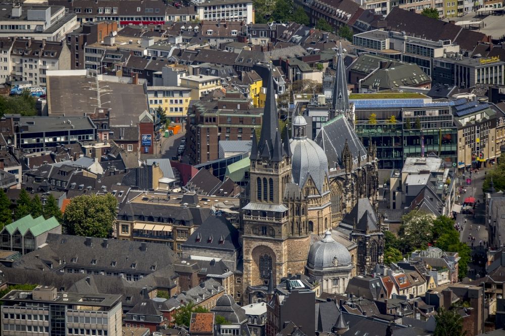 Aachen von oben - Stadtteilansicht der Innenstadt von Aachen im Bundesland Nordrhein-Westfalen