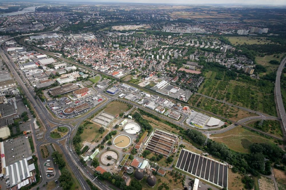 Luftbild Mainz - Stadtteilansicht von Mombach und Industriegebiet in Mainz im Bundesland Rheinland-Pfalz