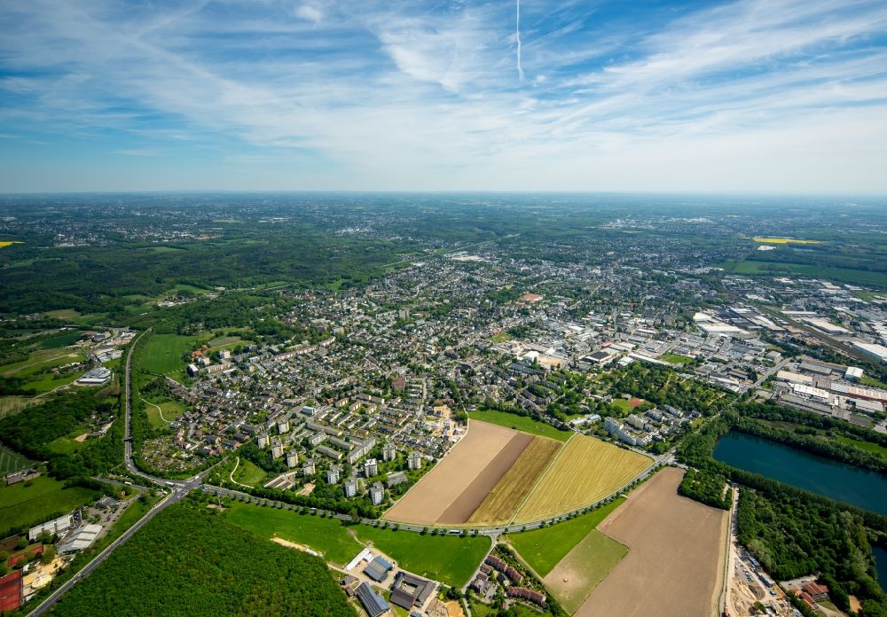 Luftbild Hilden - Stadtteilansicht des Nordens von Hilden im Bundesland Nordrhein-Westfalen