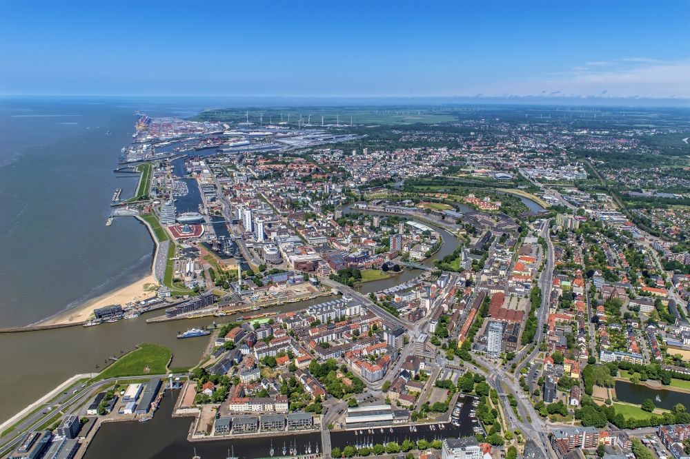 Luftaufnahme Bremerhaven - Stadtteile Mitte, Lehe und Stadtbremisches Überseehafengebiet im Stadtgebiet in Bremerhaven im Bundesland Bremen
