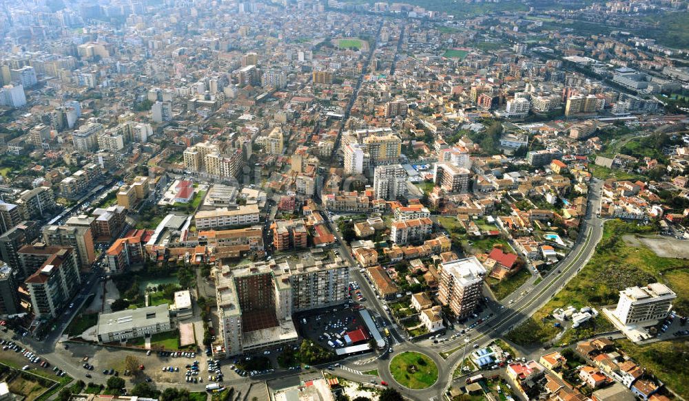 Luftbild Catania Sizilien - Stadtzenrum Catania auf Sizilien in Italien