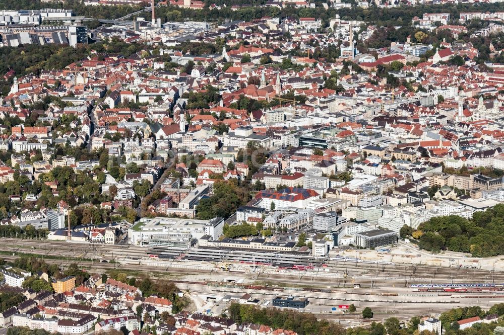 Luftbild Augsburg - Stadtzentrum im Innenstadtbereich in Augsburg im Bundesland Bayern, Deutschland