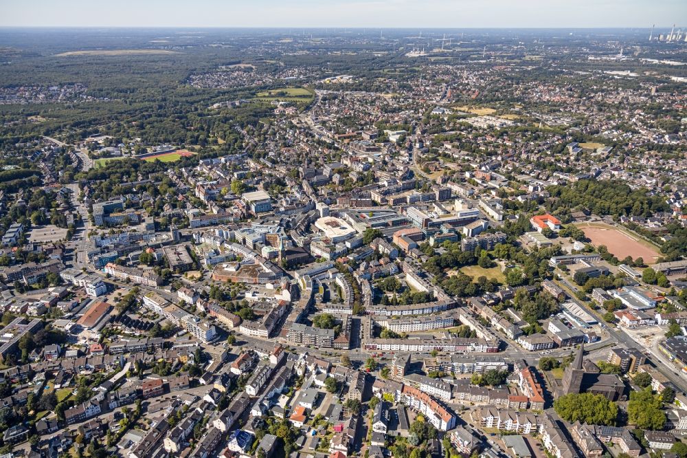 Bottrop aus der Vogelperspektive: Stadtzentrum im Innenstadtbereich in Bottrop im Bundesland Nordrhein-Westfalen, Deutschland