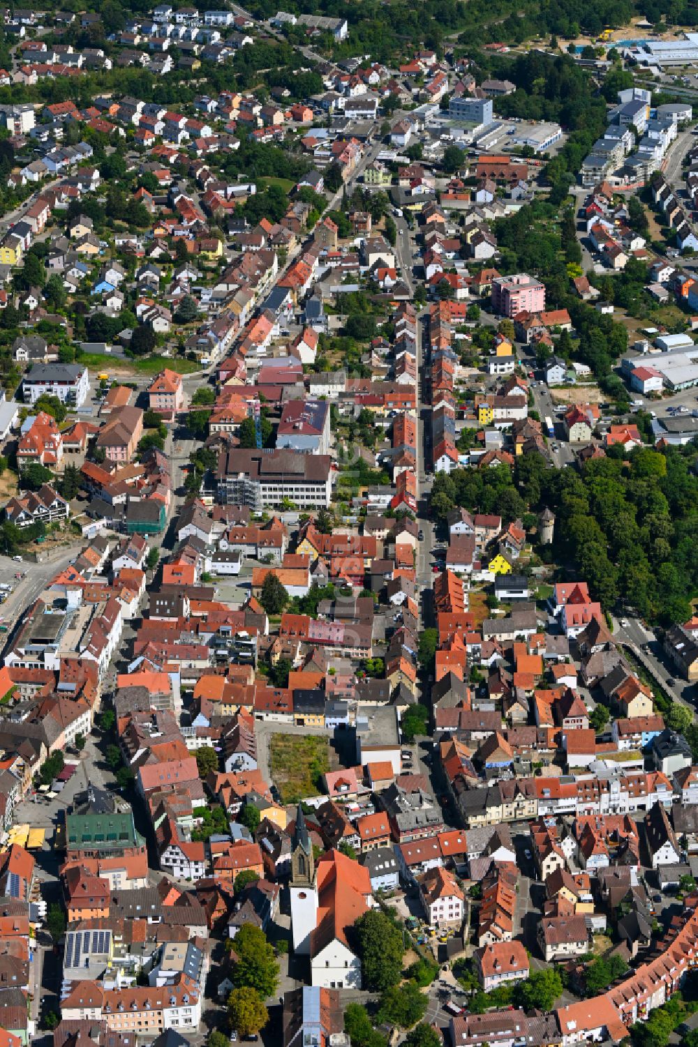 Luftbild Bretten - Stadtzentrum im Innenstadtbereich in Bretten im Bundesland Baden-Württemberg, Deutschland