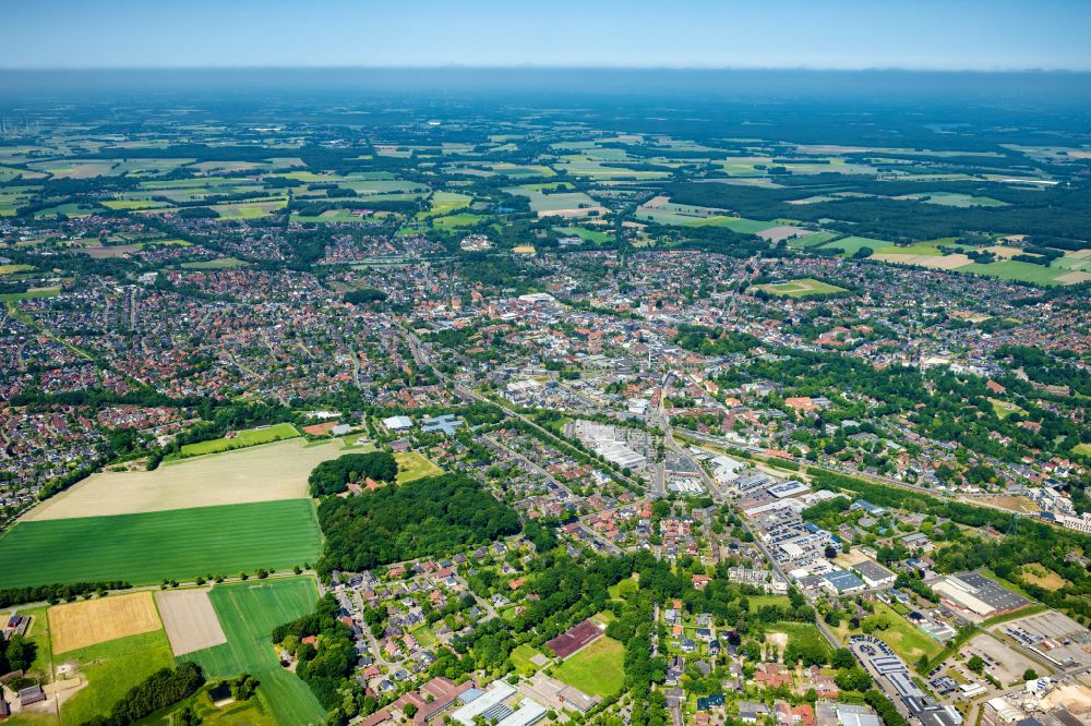 Cloppenburg von oben - Stadtzentrum im Innenstadtbereich in Cloppenburg im Bundesland Niedersachsen