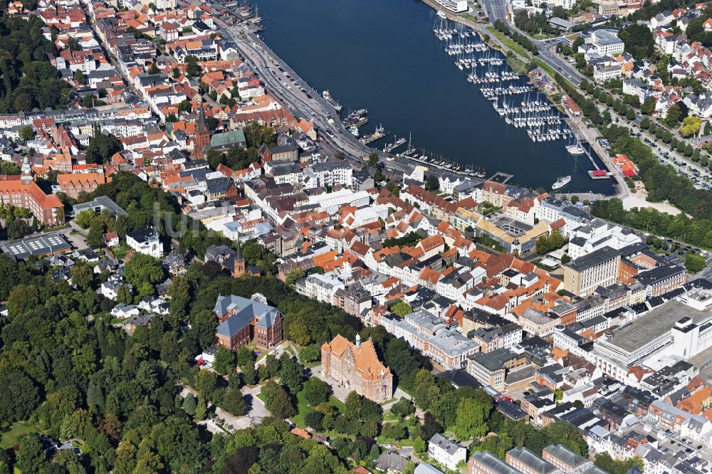 Luftaufnahme Flensburg - Stadtzentrum im Innenstadtbereich in Flensburg im Bundesland Schleswig-Holstein