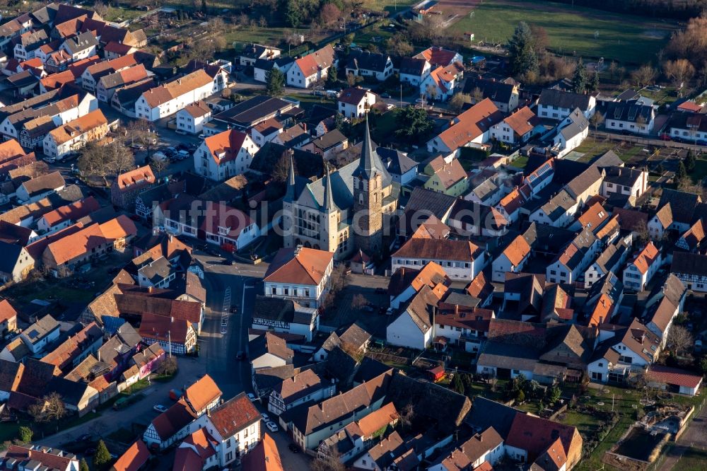 Luftbild Geinsheim - Stadtzentrum im Innenstadtbereich in Geinsheim im Bundesland Rheinland-Pfalz, Deutschland