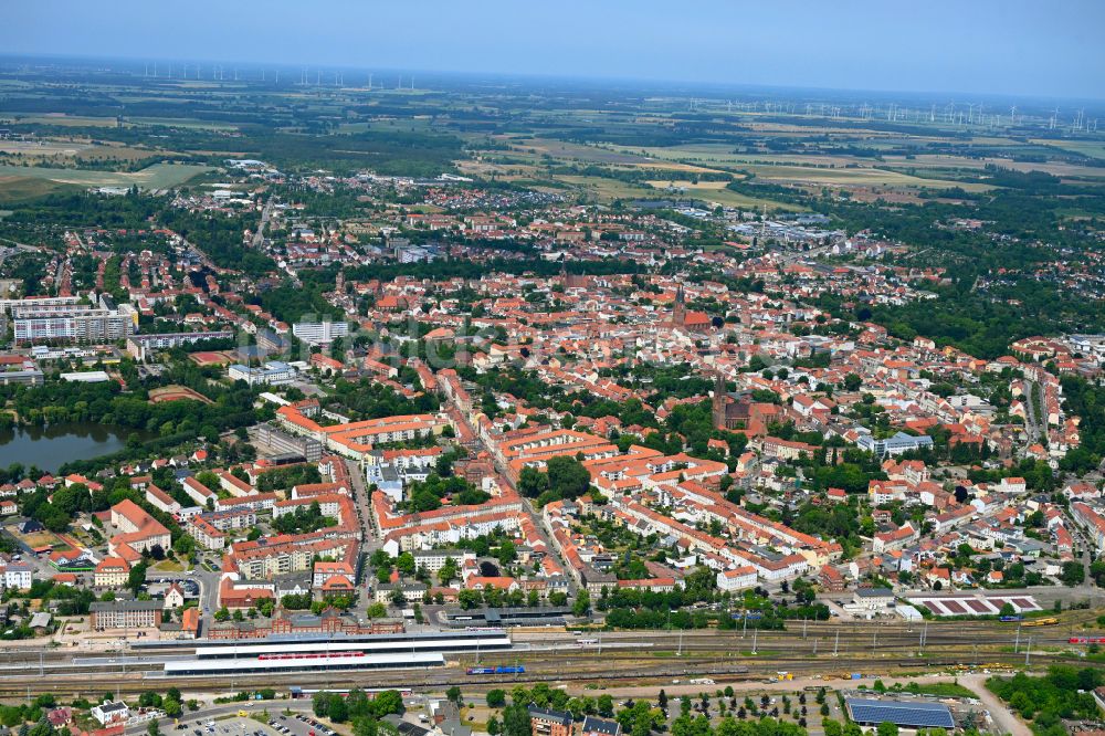 Stendal von oben - Stadtzentrum im Innenstadtbereich in Hansestadt Stendal im Bundesland Sachsen-Anhalt, Deutschland